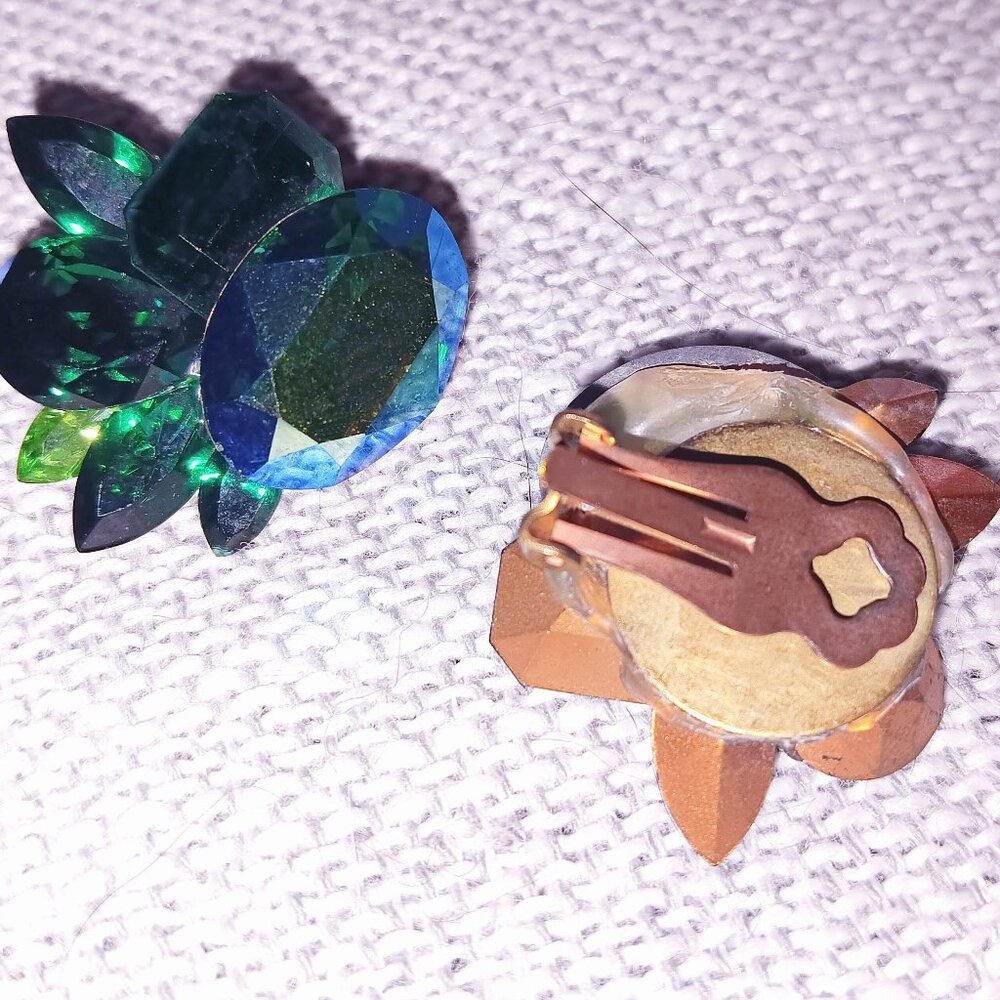 Flashy Ear Bling!